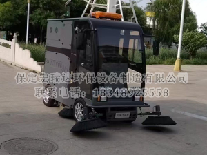 公園廣場(chǎng)道路清掃車(chē)，讓環(huán)境變得更美